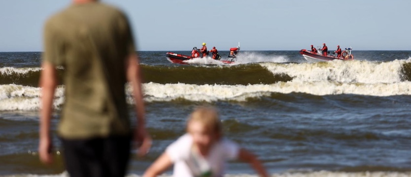 Akcja ratunkowa na morskim kąpielisku w Międzyzdrojach