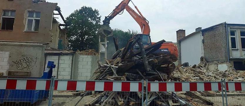 Rozbiórka stała się faktem. Mieszkańcy ul. Bydgoskiej odetchną