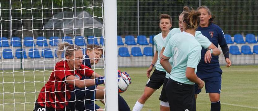 Piłka nożna. Kobieca Pogoń wygrała w sparingu