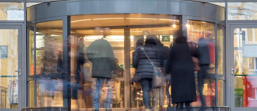 Policja radzi. Bezpieczne przedświąteczne zakupy