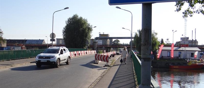 Most nad Kanałem Zielonym w Szczecinie do remontu. Chętnych nie brakuje