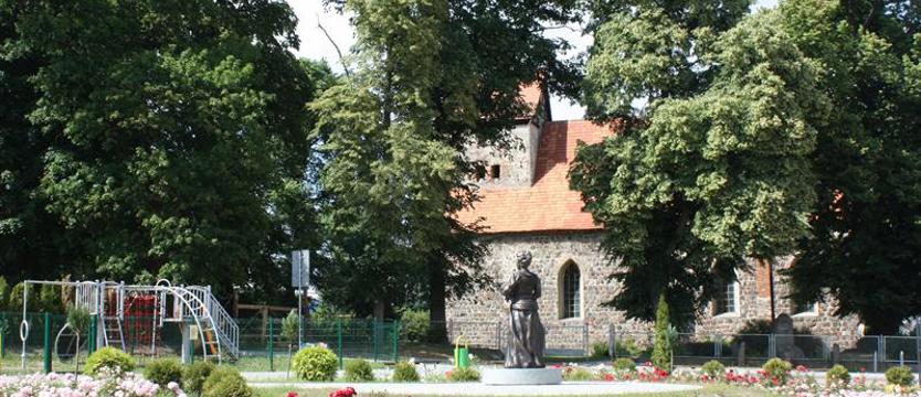 Brontë, Austen, von Arnim… Na spacer – z Elizabeth