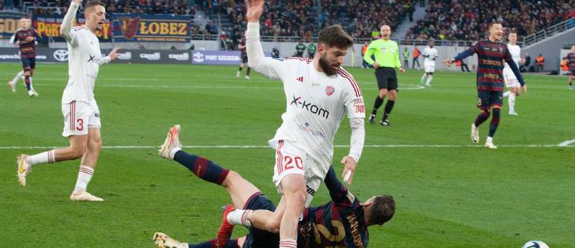 PZPN ukradł Święta! Urodzinowy mecz Pogoni z Rakowem