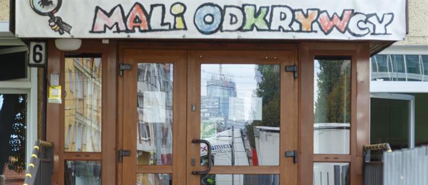 W przedszkolu pękła rura. Mali odkrywcy na razie bez lokalizacji